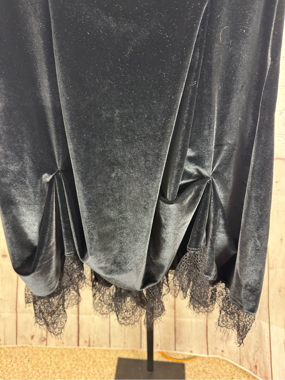 Widow Dolls Kill Black Velvet Lace Bottom Adjustable Straps Dress Size Medium - Picture 3 of 6